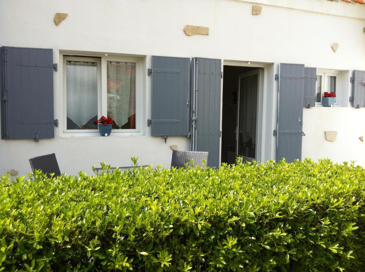 La Jarrie Leduc Bed & Breakfast Екстериор снимка